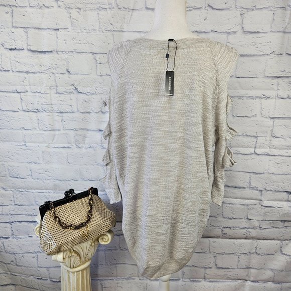 NWT Express Size S Gray Knit Cold Shoulder 3/4 Cutout Sleeve Tunic Top Round Hem - Picture 4 of 9